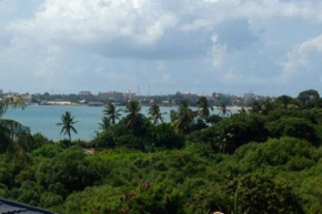 Ocean View 2 bedr apt @ prime location - Serviced